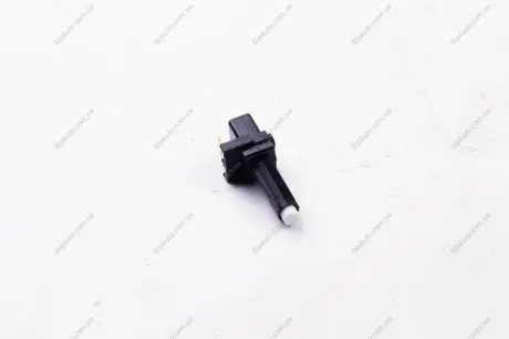 Датчик стоп-сигналу Transit V184/V347 BSG BSG 30-860-005