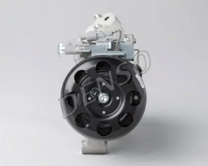 Компрессор кондиционера 883100G020 Toyota DENSO DCP50087