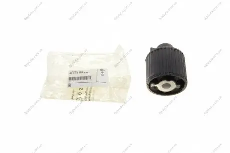 Резиновая подушка Зд BMW 33316797238
