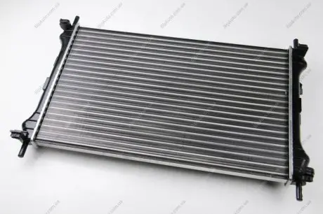 Радиатор 00-06 2,4 THERMOTEC D7G020TT