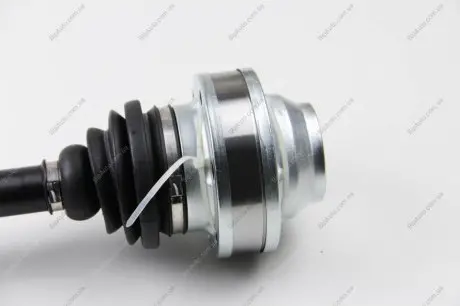 Полуось Vito CDI 99- Л=Пр. (компл.) BGA DS5602A