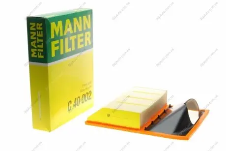 C 40 002 Фільтр повітряний MANN C40002