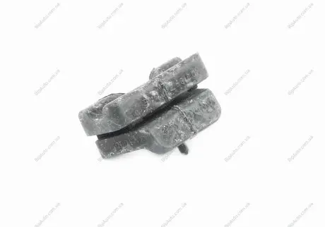 Подушка крепления защиты двигателя Octavia VAG 1J0018977A