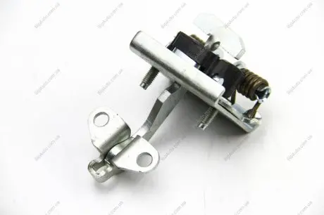 Ограничитель двери перед Berlingo/Partner 96- Л=Пр. BSG BSG70975005