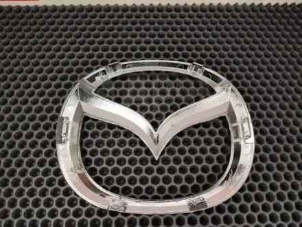 Емблема MAZDA KDY551741