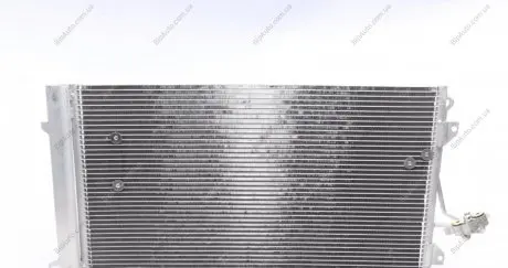 Радіатор кондиціонера Audi Q7/Porsche Cayenne/VW Touareg 2.5D/6.0 02-15 NRF 35639