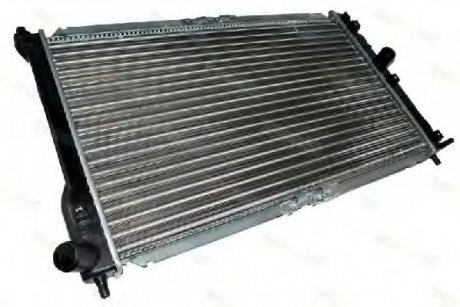 Радиатор, охлаждение двигателя THERMOTEC D70018TT (фото 1)