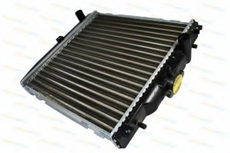 Радиатор, охлаждение двигателя THERMOTEC D70001TT (фото 1)