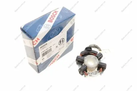 ЩІТКОТРИМАЧ 1 004 337 140 BOSCH 1004337140