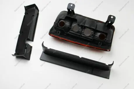 Фонарь задний Caddy 10- Л. BSG BSG90805012
