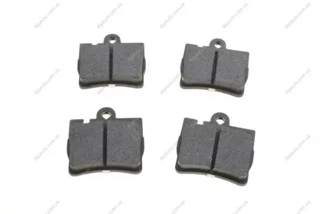 Тормозные колодки дисковые MERCEDES S(W220) "R "98-05 Delphi LP1697