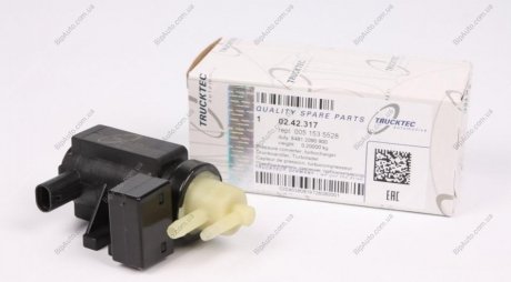 Клапан електромагнітний управління кпп для ваккумної системи AUTOMOTIVE 02.42.317 TRUCKTEC 0242317 (фото 1)