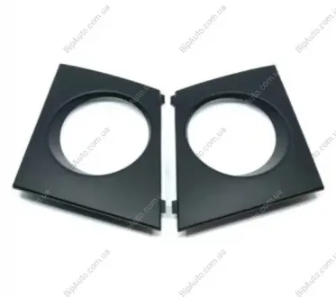 Фото 1 - грати в бампері Polcar 6013275J Грати в бампері Polcar 6013275J (фото 1)