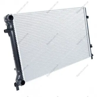 Радиатор Audi A3 /Seat Altea /Skoda Octavia /VW Caddy III, Golf V, Touran 1,4-2,0SDI 03- Polcar 133108A1