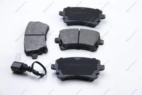 Тормозные колодки дисковые зад. (с датчиком) Audi A4, A6 2.0TDI-6.75V8R 08.99-VW Т5 ASAM 71722 (фото 1)