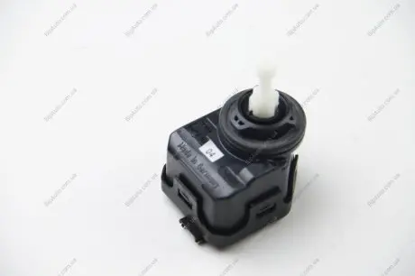 Коректор фари A2/A4/SEAT LEON/TOLEDO 94-06 6NM007878-041 HELLA 6NM007878041