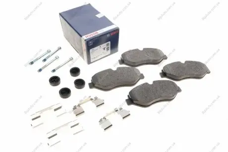 Фото 1 - комплект гальмівних колодок, дискове гальмо BOSCH 0986494582 Комплект гальмівних колодок, дискове гальмо BOSCH 0986494582 (фото 1)