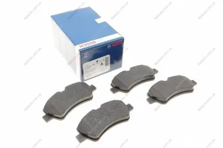 Тормозные колодки, дисковые. 0 986 494 796 BOSCH 0986494796 (фото 1)