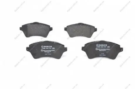 Комплект тормозных колодок, дисковый тормоз BOSCH 0986424721