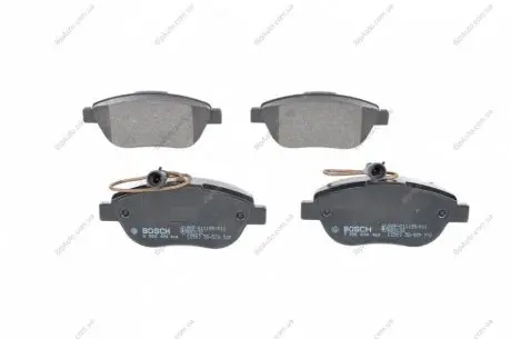 Комплект тормозных колодок, дисковый тормоз BOSCH 0986494464