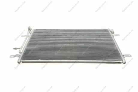Конденсор кондиціонера AUDI A4 Van Wezel 03005238