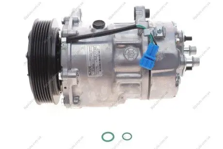 Компрессор кондиционера VW T4 2.4D/2.5/2.5D 90-03 NRF 32168