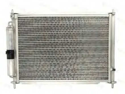 Радіатор кондиціонера THERMOTEC KTT110251 (фото 1)