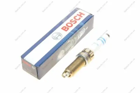 Свеча зажигания 0 242 145 552 BOSCH 0242145552