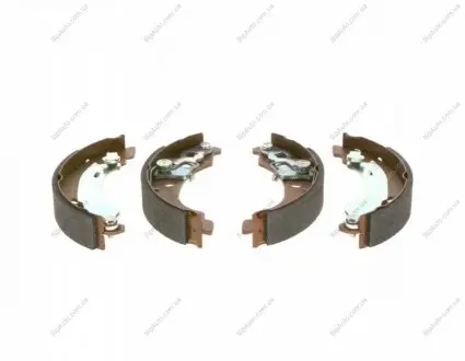 Комплект тормозных колодок BOSCH 0986487317 (фото 1)