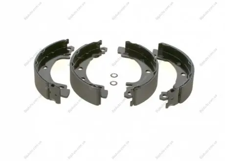 Комплект тормозных колодок BOSCH 0986487550