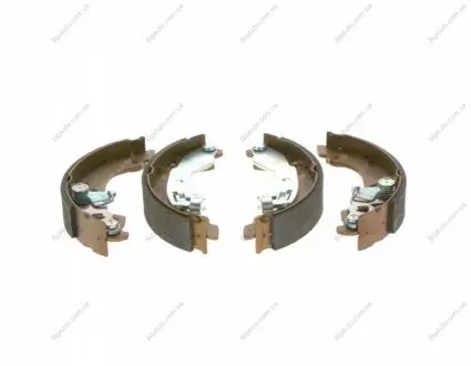 Комплект тормозных колодок BOSCH 0986487669