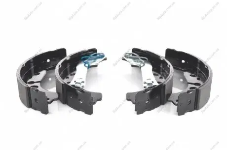 Комплект тормозных колодок BOSCH 0986487703