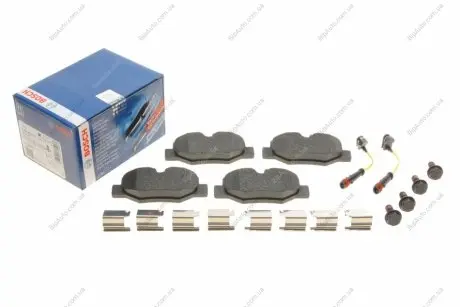 Комплект тормозных колодок, дисковый тормоз BOSCH 0986494603