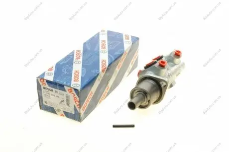Циліндр гальмівної (головний) Citroen Jumpy/Fiat Scudo/Peugeot 806/Expert 95-06/605 89-99 F 026 003 188 BOSCH F026003188