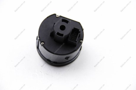 Переключатель света фар Caddy 04-/T5 03- BSG BSG 90-860-058 (фото 1)