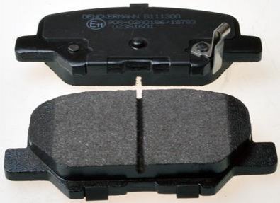 Комплект тормозных колодок, дисковый тормоз Denckermann B111300