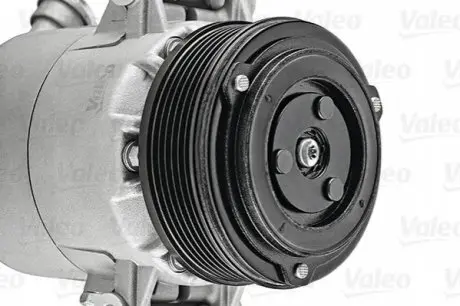 Компрессор кондиционера 13124752 Opel Valeo 813102