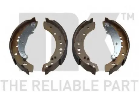 Комплект тормозных колодок NK 2799572