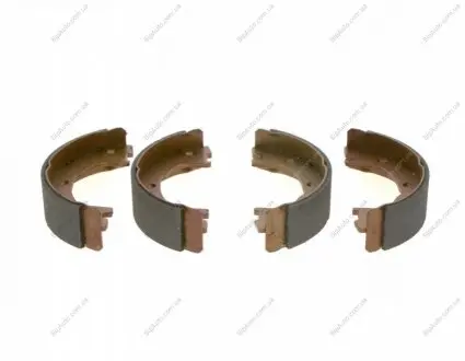Комплект тормозных колодок, стояночная тормозная система BOSCH F026008001