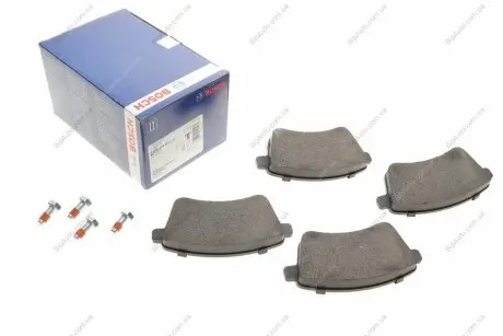 Комплект тормозных колодок, дисковый тормоз BOSCH 0986494552