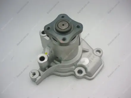Насос водяний HYUNDAI/KIA i30, CEED, TUCSON, SPORTAGE GWHY-42A GMB GWHY42A