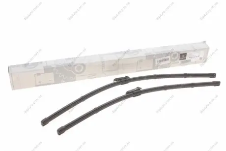 Комплект щеток стеклоочистителя 2шт MERCEDES-BENZ 166820104528