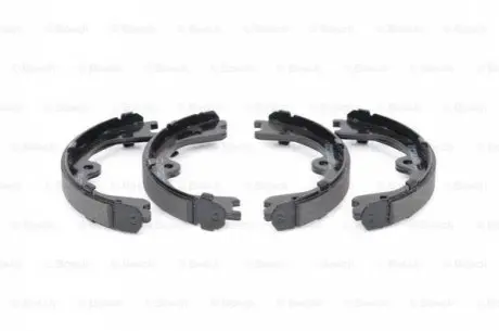 Комлект тормозных накладок BOSCH 0 986 487 930