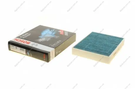 ФІЛЬТР САЛОНУ З АКТИВОВАНИМ ВУГІЛЛЯМ 0 986 628 543 BOSCH 0986628543 (фото 1)
