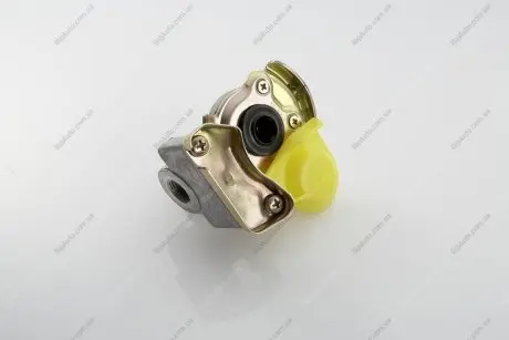 Пневматична муфта (Ручка дверей, розмір різьби M16x1,5мм, колір жовтий, клапан в комплекті, застосування трактор) DAF 65 CF, 75 CF, 85 CF, 95 XF, CF 65, CF 75, CF 85, LF 45, LF 55, XF 105, XF 95 PETERS PE AUTOMOTIVE 076.921-10A (фото 1)