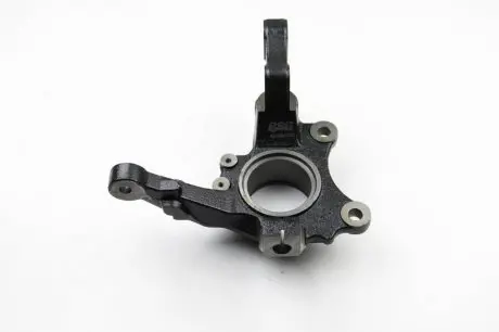 Кулак поворотный переднего левого колеса _ OPEL Corsa-C,Combo,Tigra-B 01~11 BSG BSG65330010