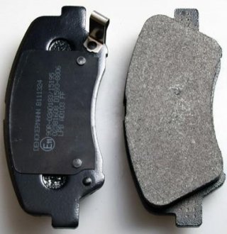 Комплект тормозных колодок Denckermann B111324 (фото 1)