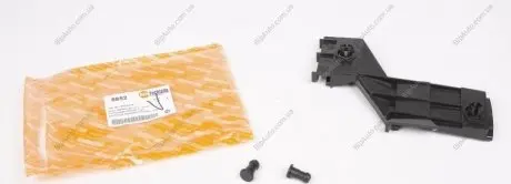 Кріплення заднього бампера, праве AUTOTECHTEILE 100 8852