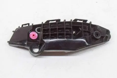 Кронштейн бампера TOYOTA Toyota / Lexus / Daihatsu 5253642080