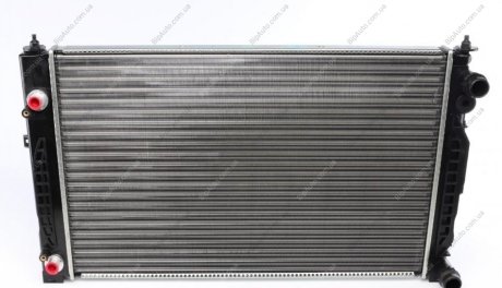 Радиатор 412 mm AUDI A4 / A6 /SKODA Superb (3U4) / VW Passat MAHLE / KNECHT CR132000S (фото 1)